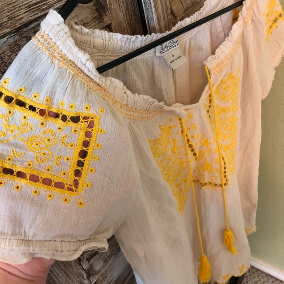 Lucky Brand Embroidered Top - Picture 4 of 5